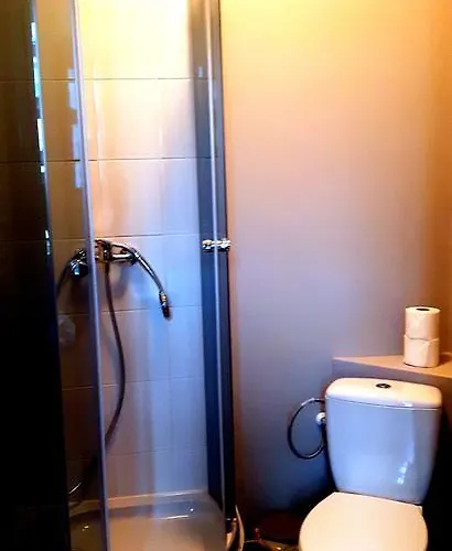 Hostel Puzzle - Jezyce *