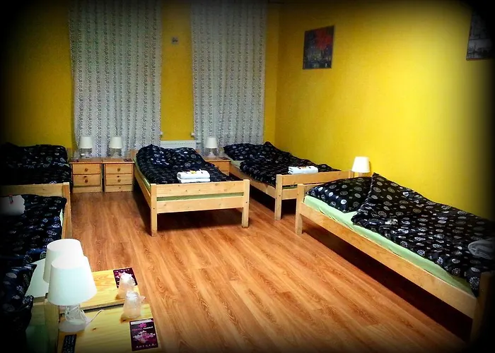 Puzzle - Jezyce Hostel *