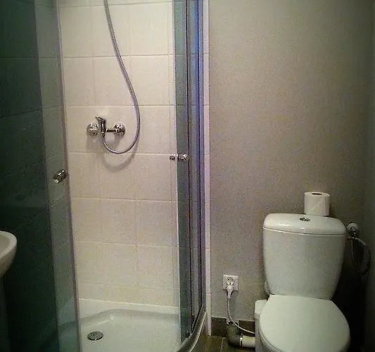 Hostel Puzzle - Jezyce