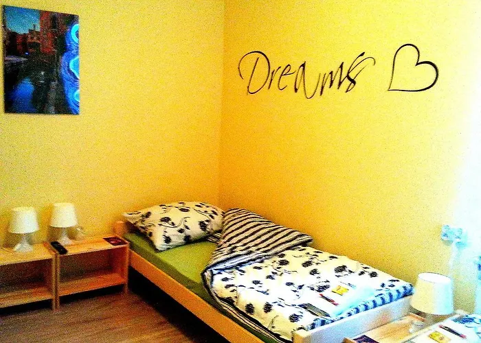 Hostel Puzzle - Jezyce Poznań